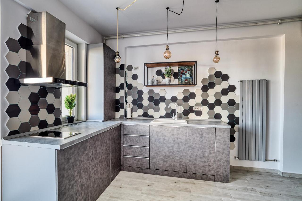 Little Loft No8 Apartment นาโวดาริ ภายนอก รูปภาพ